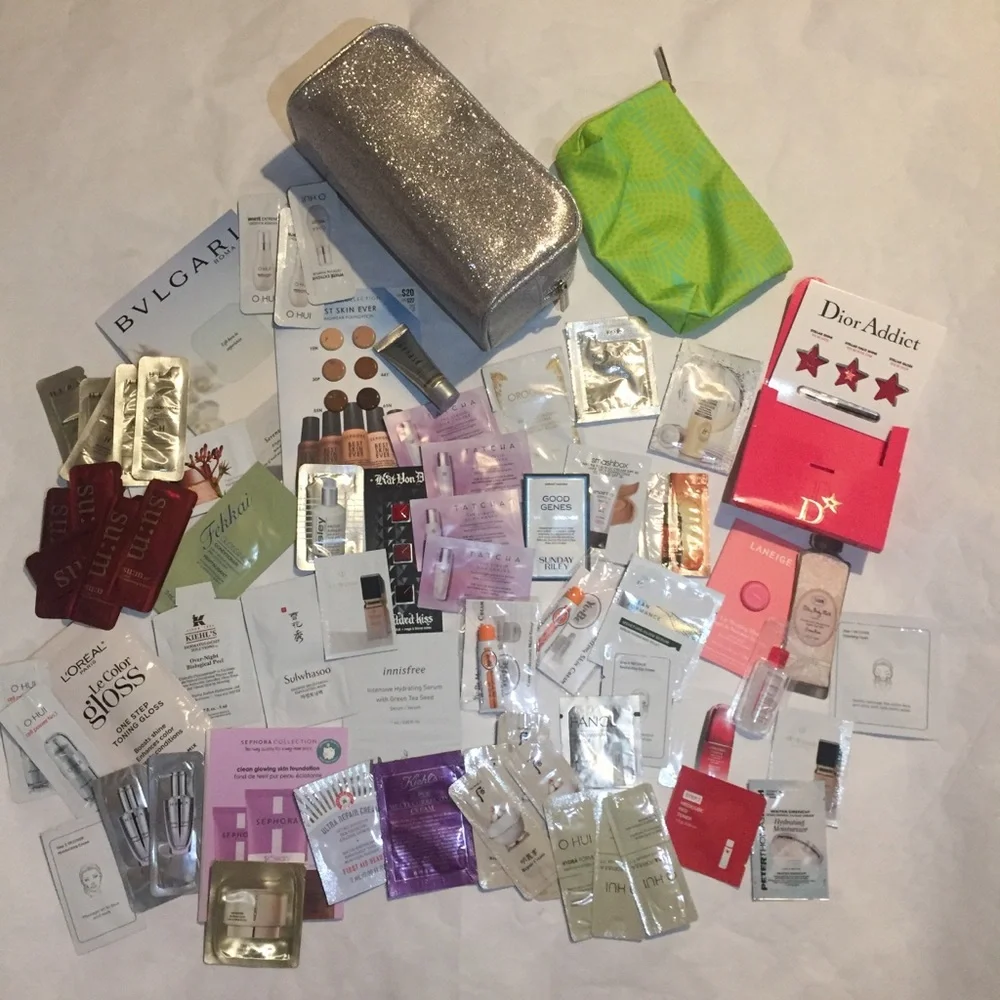 69 pcs samples & 2 makeup bags